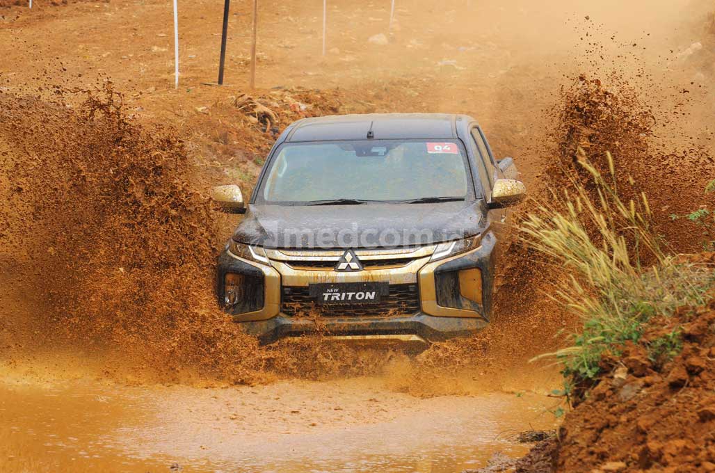 Legenda Reli Dakar, Geber New Triton di BSD City