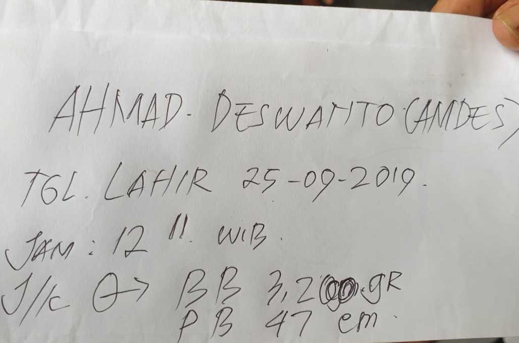 Lahir di AMMDes, Bayi ini Diberi Nama Amdes