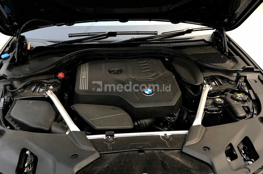 Jajal Kegantengan New BMW 530i M Sport
