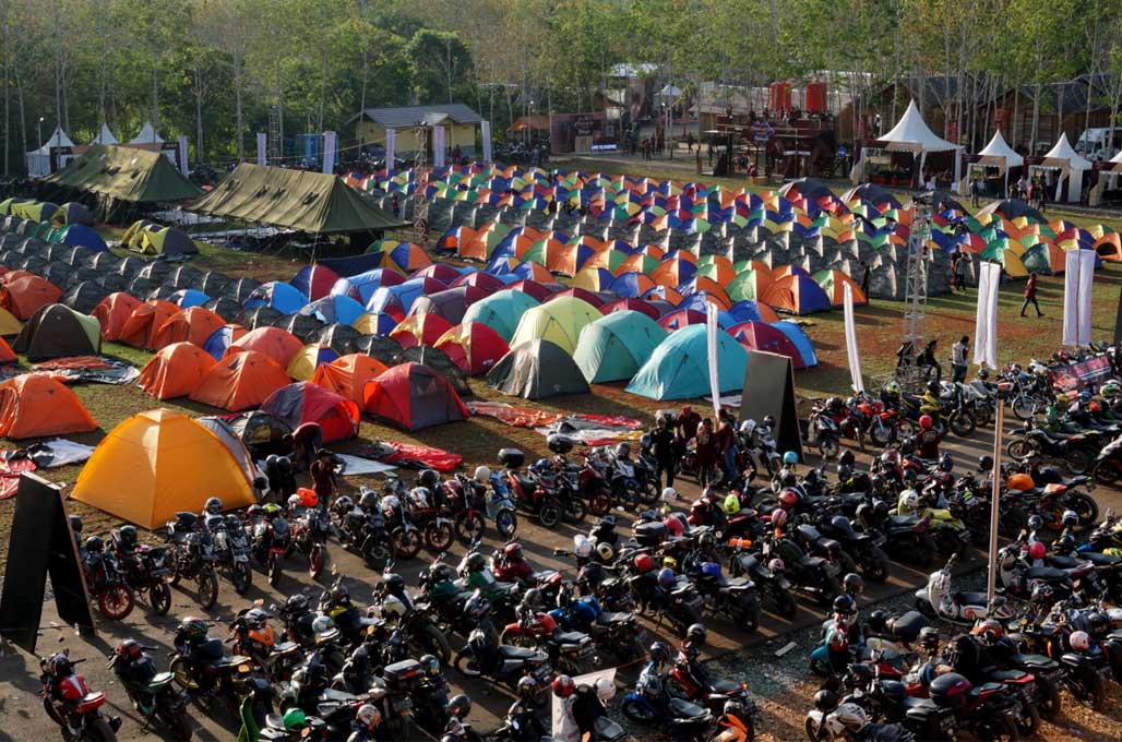 'Negeri di Atas Awan' Destinasi Baru MotoCamp Suryanation