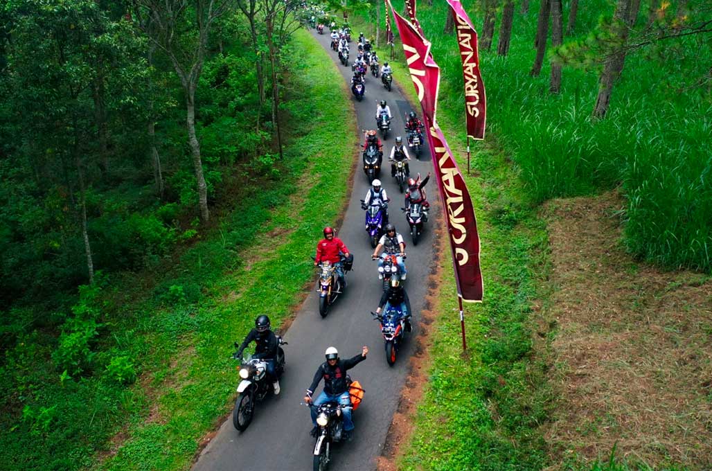 Ridescape Edisi Malang, Bikers Rusia Ikut Seru-Seruan