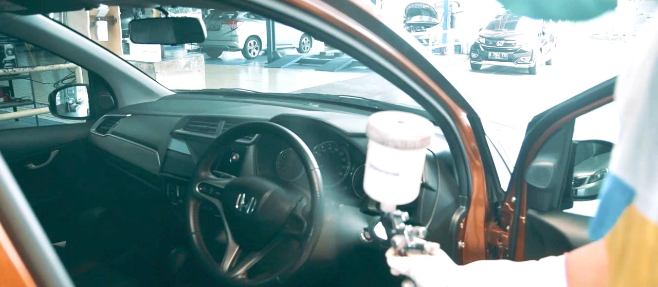 Bengkel Mobil Honda, Buka Hanya untuk Kerusakan Darurat
