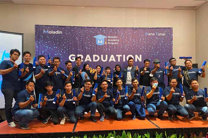 Jual-Beli Mobil Bekas Berkualitas? Begini Cara Moladin