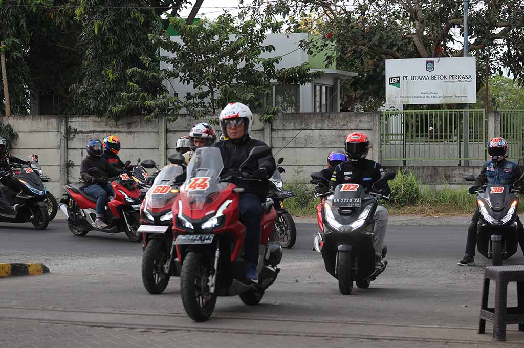 60 Anggota Komunitas Honda, Geber CBR250RR Bareng Pembalap Dunia