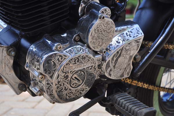 Honda Tiger 2010, <i>Brat Style Bobber</i> Ala Black Bagong 
