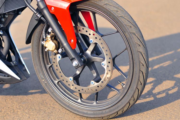 First Ride Honda New Sonic 150R, Torsinya <i>Nendang Banget</i>!  