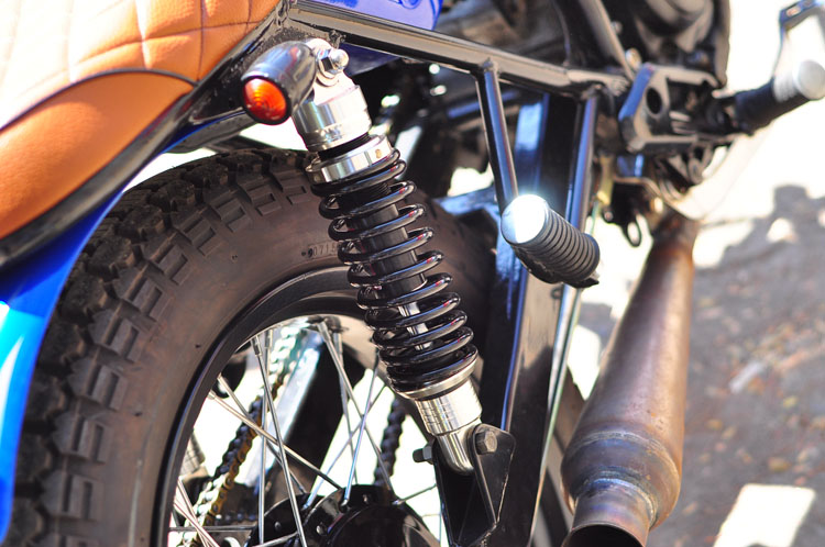 Yamaha Scorpio 2006, Street Tracker Berapi Biru 