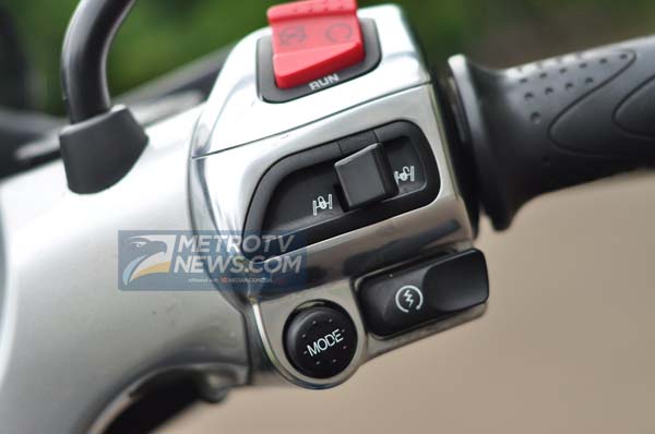 Cara Kerja Gerak Dua Roda Depan Piaggio MP3 Yourban 300ie
