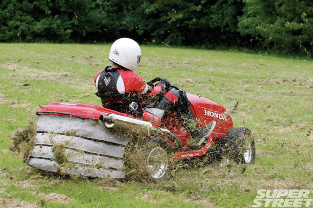 Honda Hf2620 Jadi Mesin Pemotong Rumput Tercepat