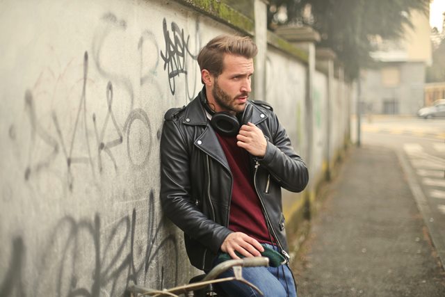 Padu Padan Jaket Kulit