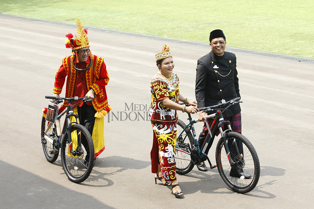 Ide Jokowi Gunakan Pakaian Adat saat HUT RI Tercetus di Hari Pancasila