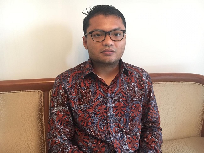 Bawa Lari Uang Haram ke Luar Negeri