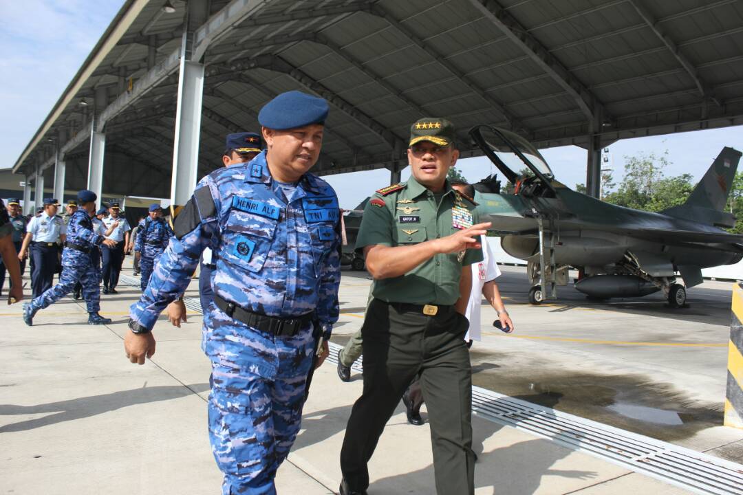 Komisi I DPR tak Tahu Rencana Pembelian Heli AW 101