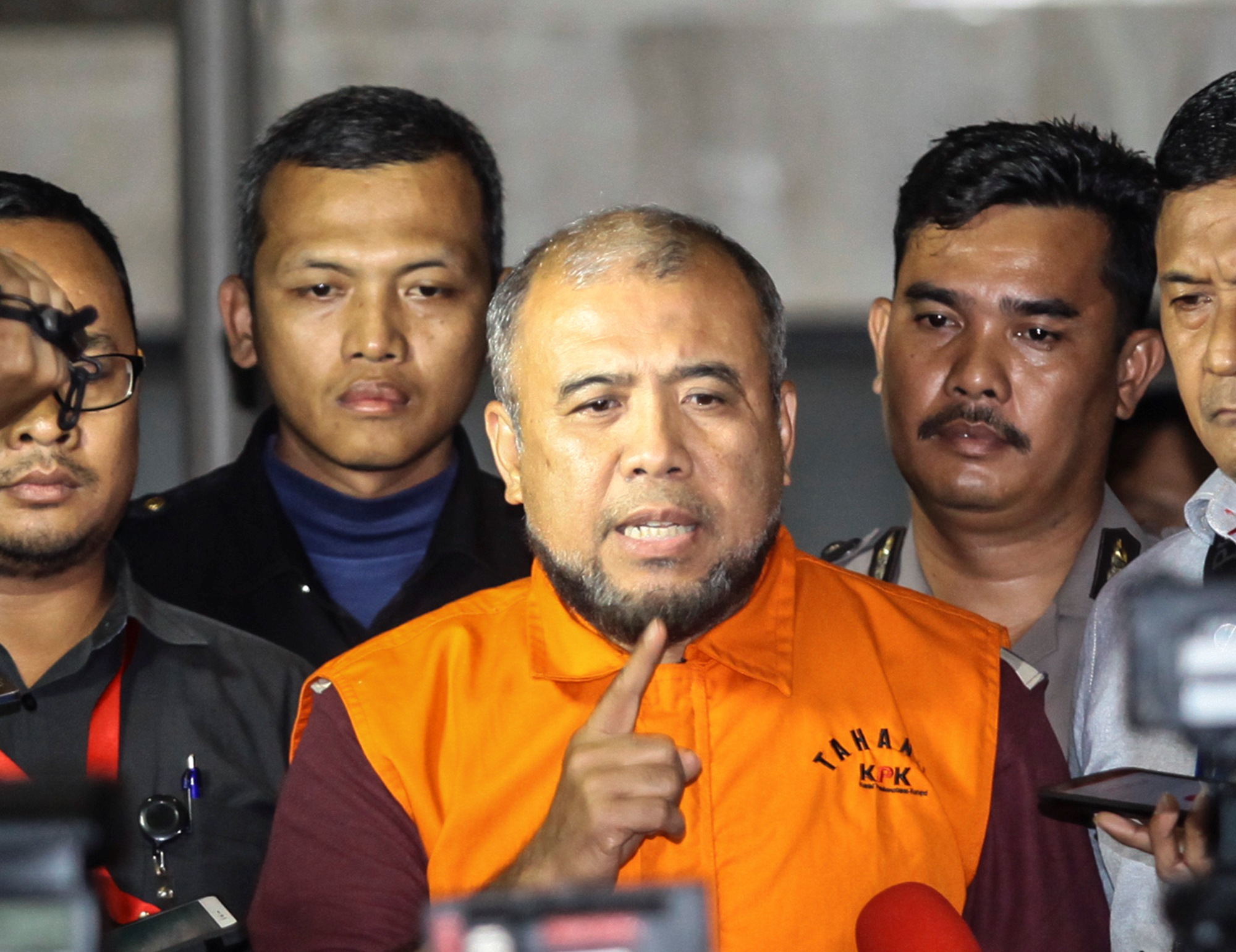 KPK Periksa 2 Hakim Konstitusi