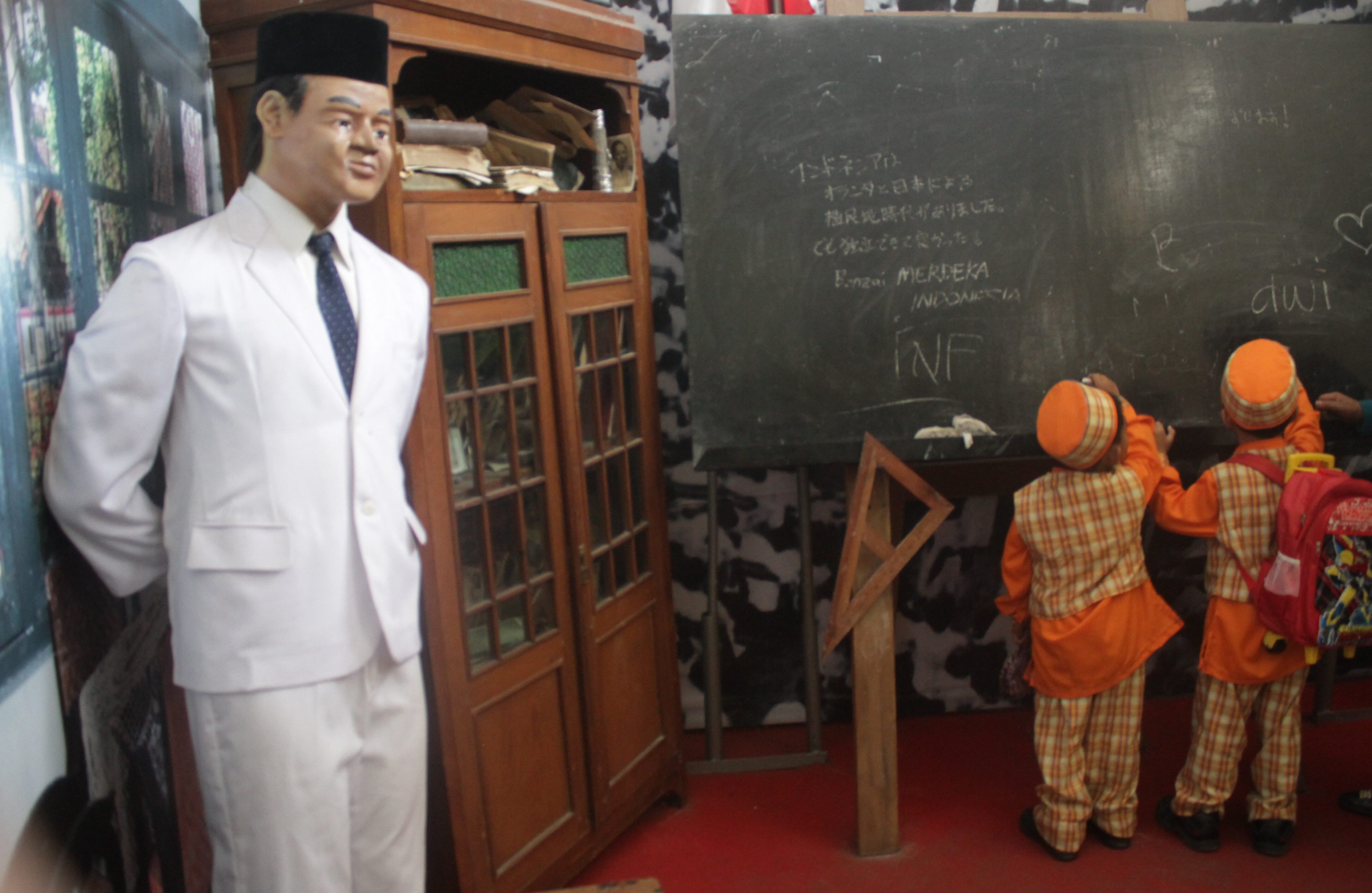 Nyali Ki Hadjar Dewantara untuk Perjuangan Negeri