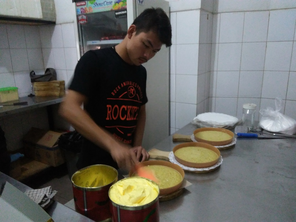Ribuan Loyang Markobar Kembali Disajikan Saat Resepsi Kahiyang-Bobby
