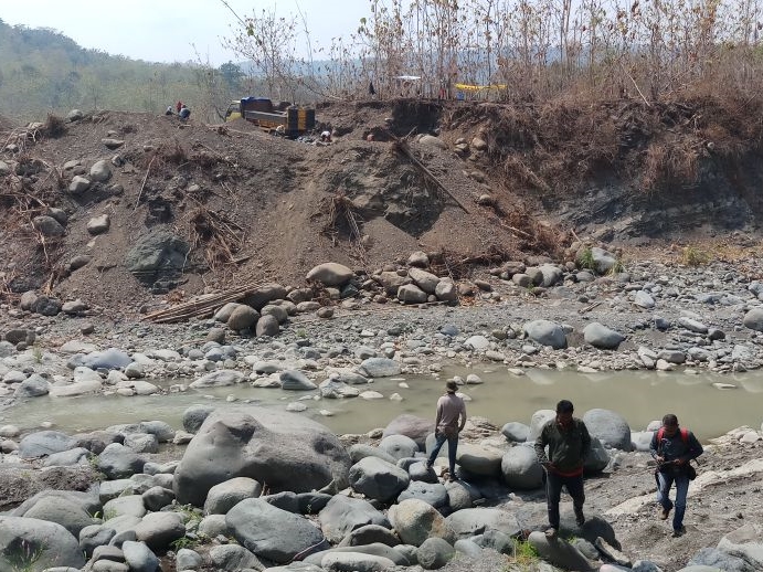 Penambangan di Sungai Gung Resahkan Warga Tegal