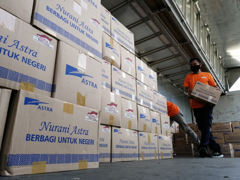 Astra Salurkan Bantuan Rp30 Miliar Untuk Masyarakat Terdampak Pandemi