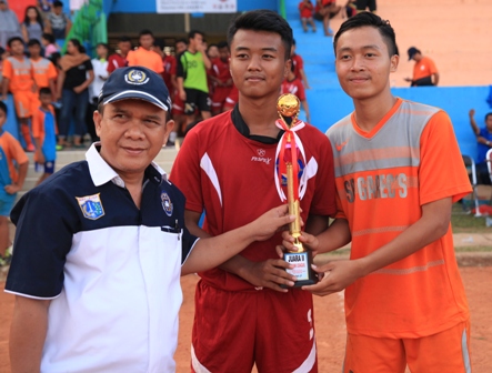 Sentul United Juara Trofeo Dream League U-19 & U-16