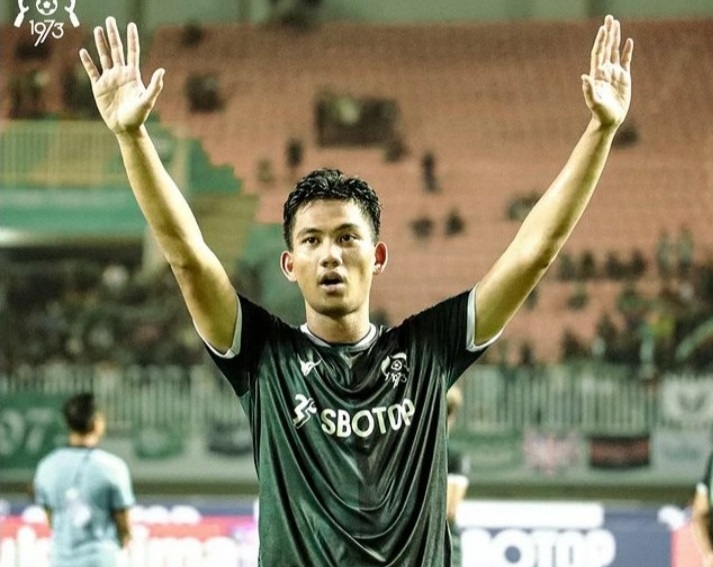 Gigit Jari, Ini Dia Klub-Klub Liga Indonesia yang Disponsori Judi <i>Online</i>