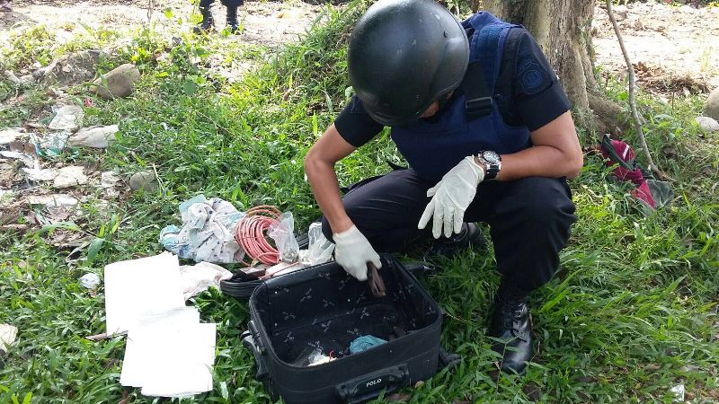 Begini Bentuk Koper yang Berisikan Bom