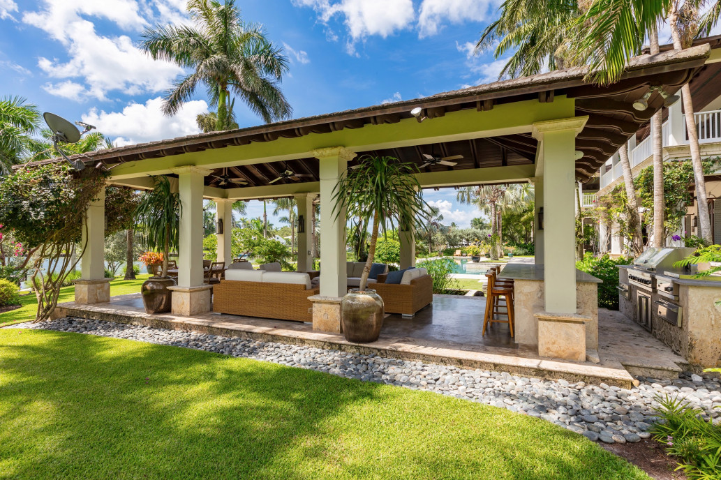 Isolasi Mandiri, Pharrell Williams Beli Rumah Baru Rp468 Miliar