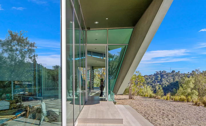 Pharrell Williams Jual Rumah di Los Angeles