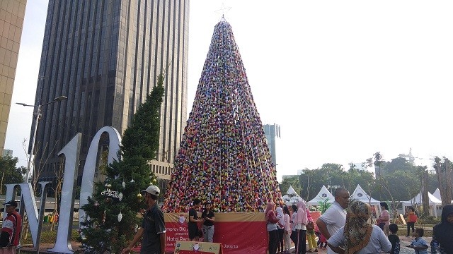 Pohon Natal Unik, dari Daur Ulang hingga Lego