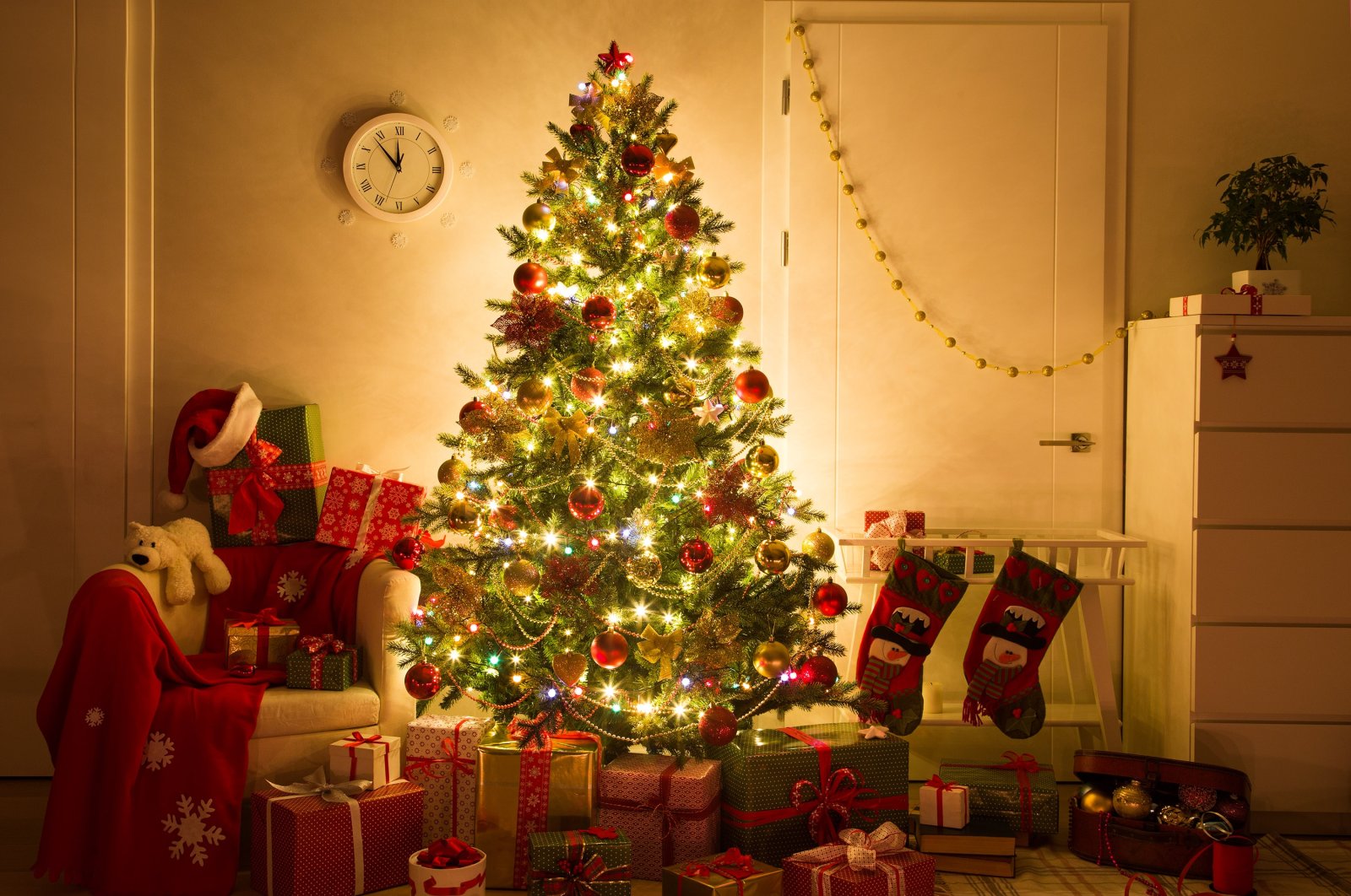 8 Hiasan di Pohon Natal Ini Punya Arti Penting, Apa Saja?