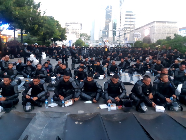 Yang Setia Menjaga Indonesia