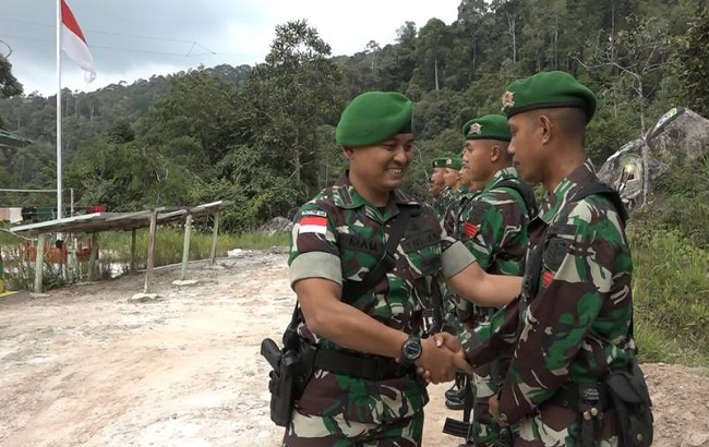 Mengunjungi Tentara Langit