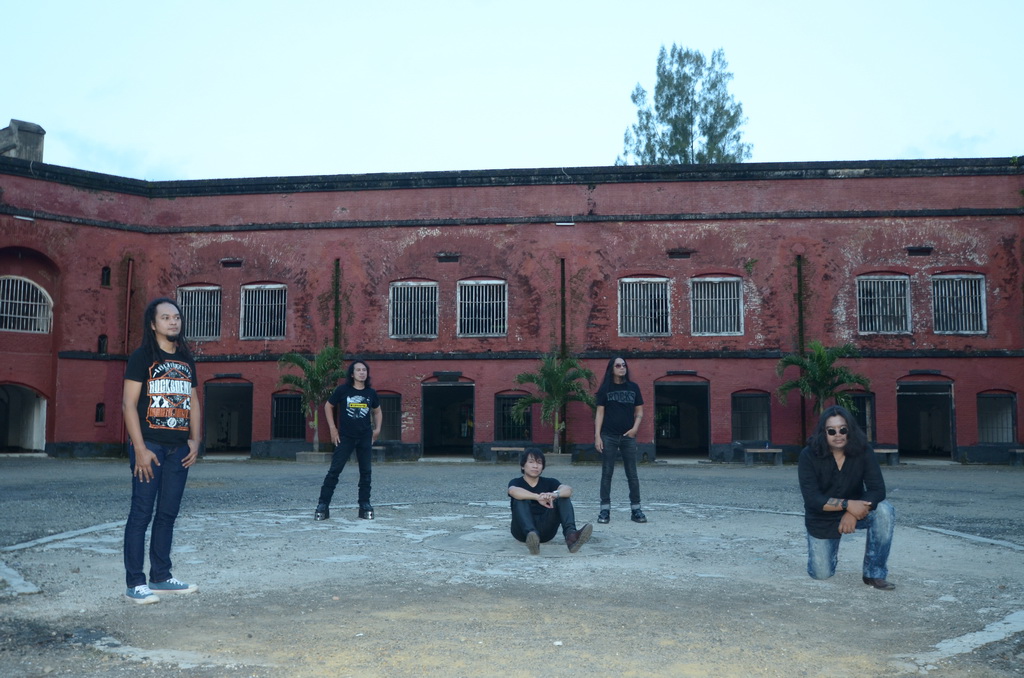 Tapak Perak Powerslaves