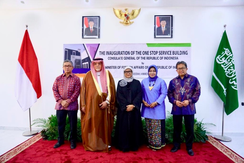 WNI di Abu Dhabi dan Jeddah Nikmati Pelayanan Publik Satu Atap