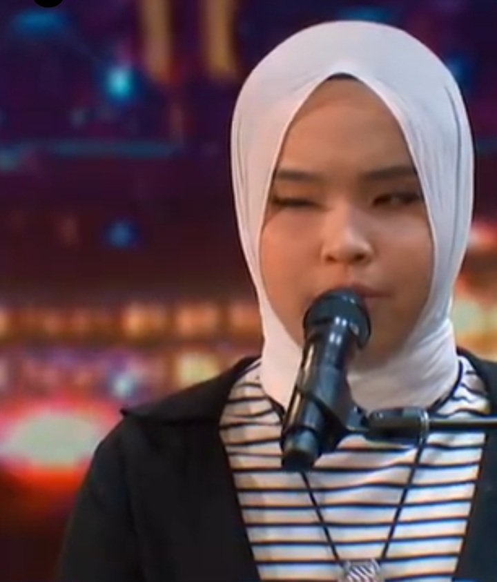 Ini Pujian Simon Cowell yang Bikin Putri Ariani Terharu