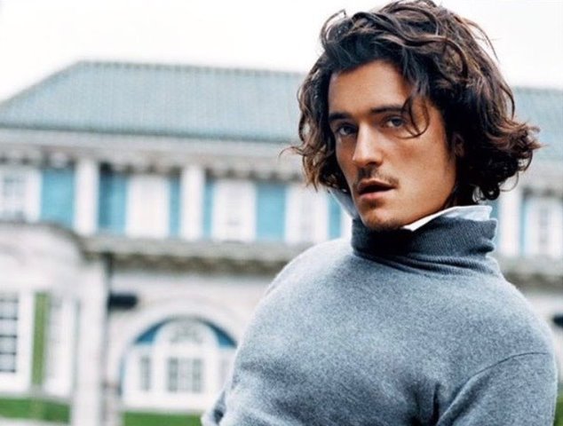 10 Pria Keren Berambut Panjang