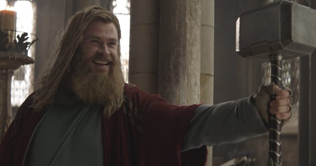 10 Pria Keren Berambut Panjang