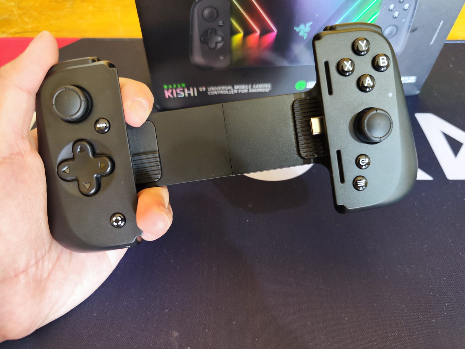Review Razer Kishi V2, Mobile Gamepad yang Nyaris Sempurna