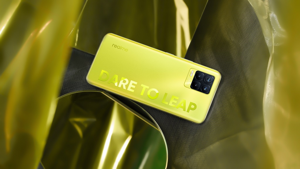 Warna Baru, realme 8 Pro Bisa Glow In The Dark