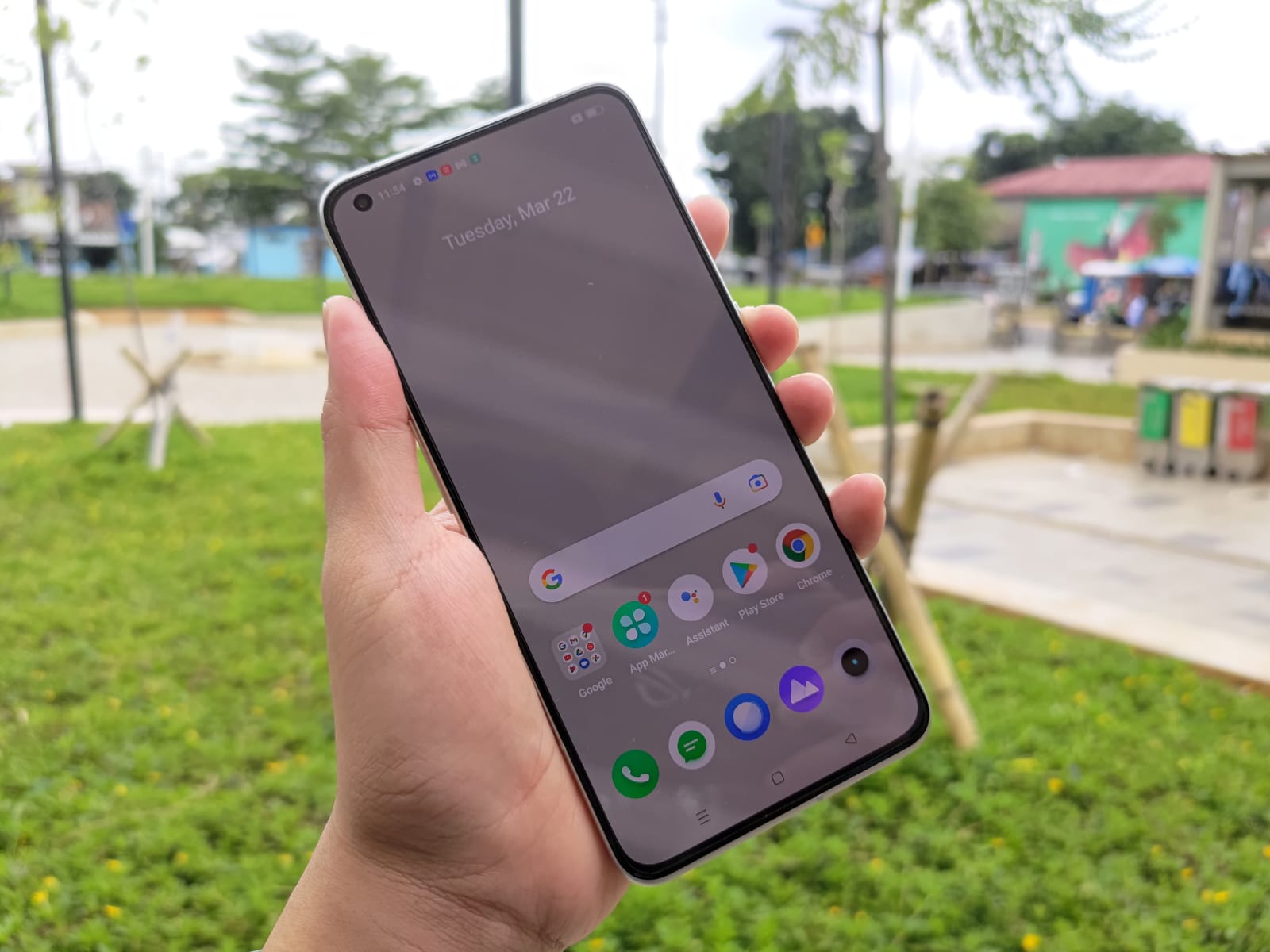 Bukan Cuma Chipset, Ini Kecanggihan Layar realme GT 2 Pro