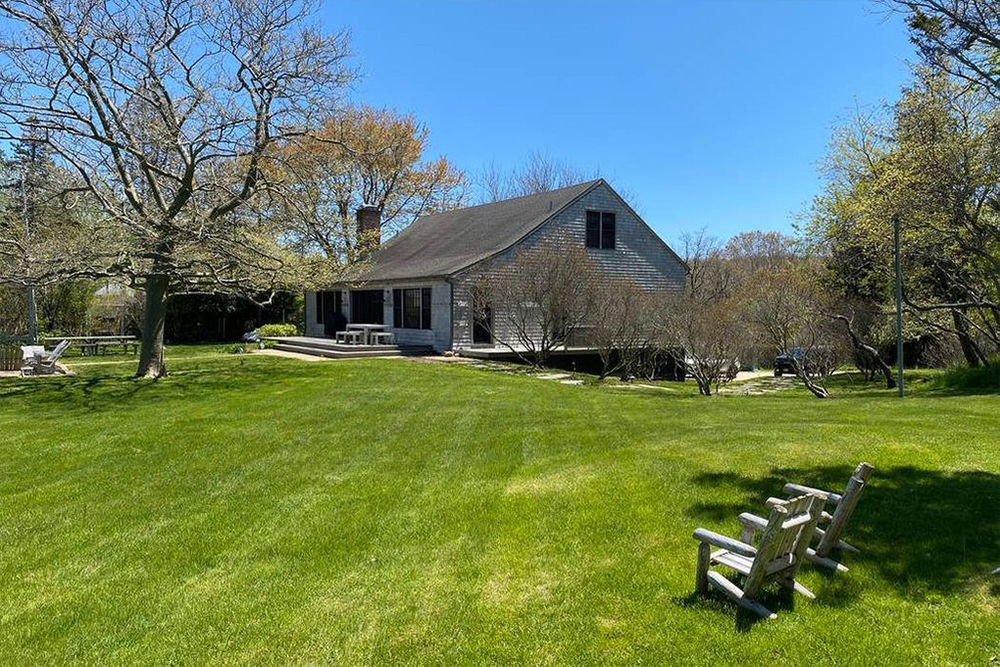 <i>Drummer</i> Red Hot Chili Peppers Jual Rumah Pantai Rp222 Miliar