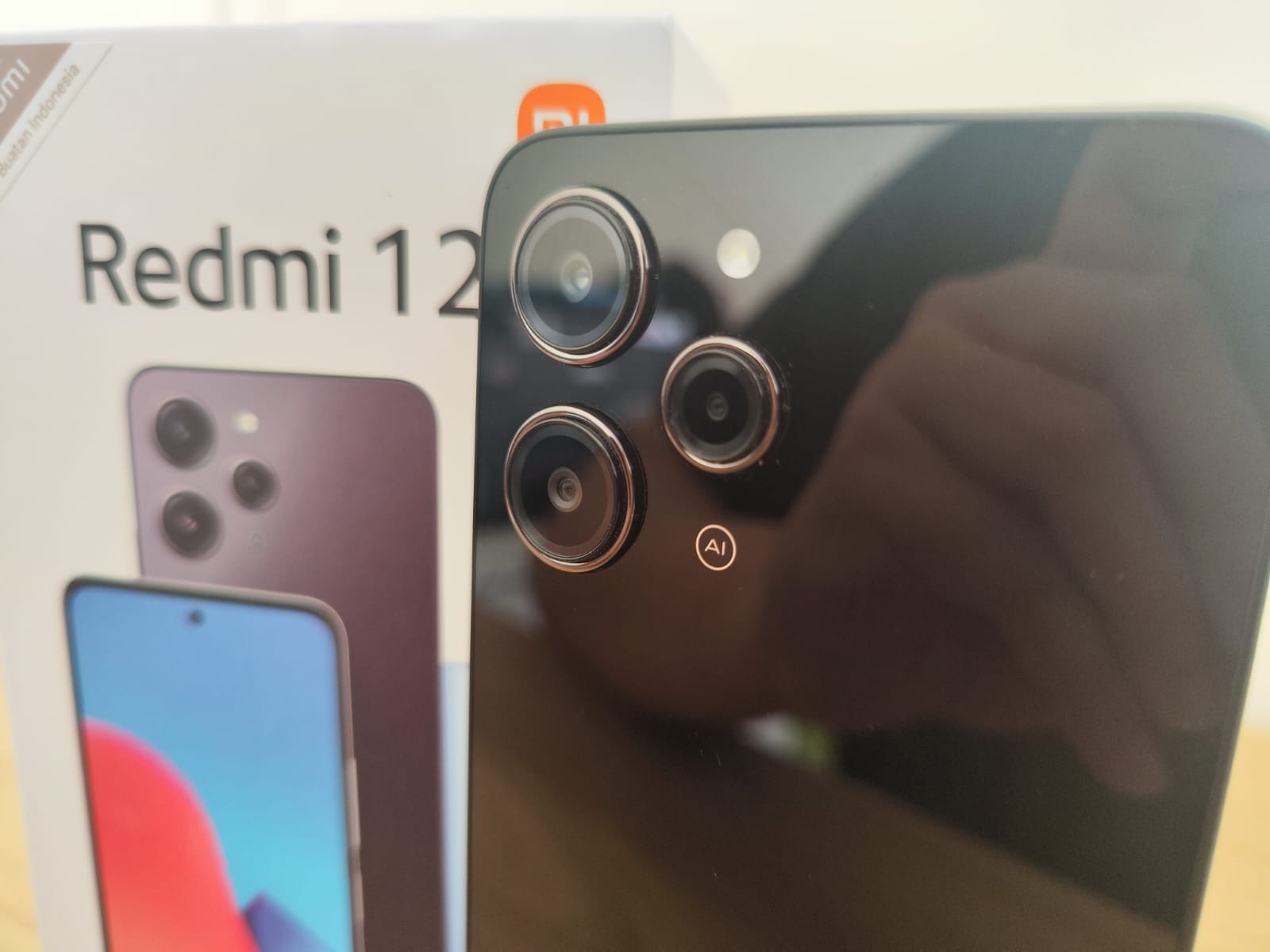 Unboxing dan Hands-On Redmi 12 yang Rilis Besok di Indonesia!