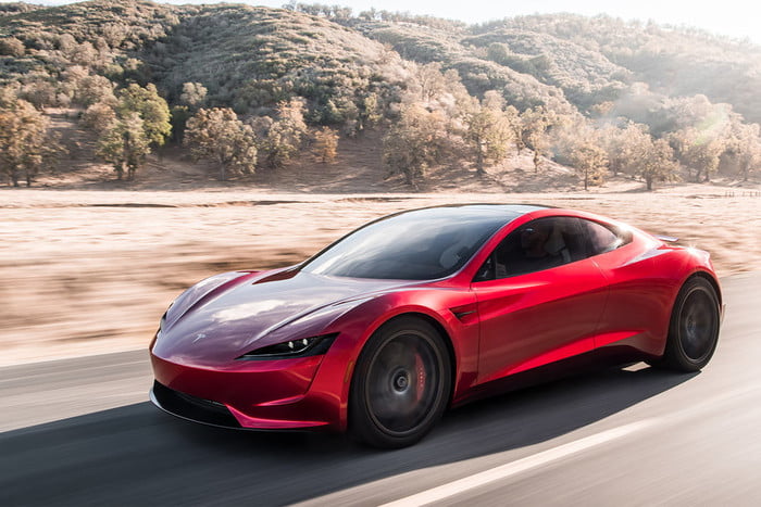 Mobil Listrik Terbuas dari Tesla Meluncur 2020