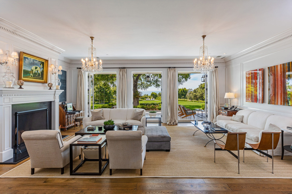 Intip Rumah Aktor Rob Lowe Seharga Rp670 Miliar