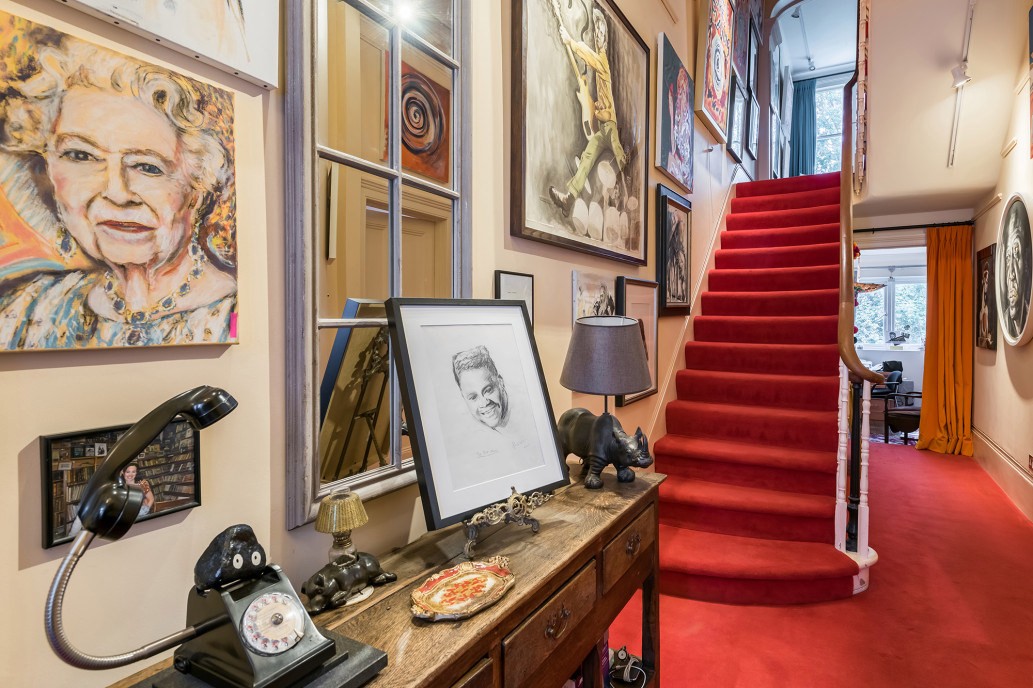 Ronnie Wood 'Rolling Stones' Jual Hunian Rp73 Miliar