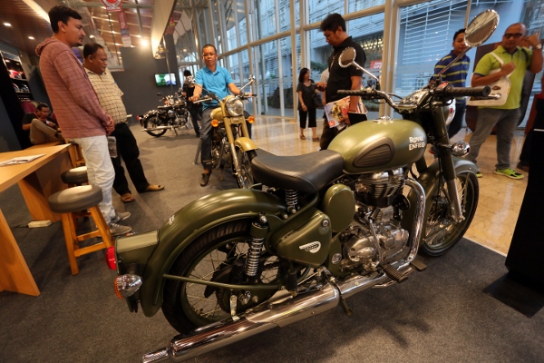 Royal Enfield saat unjuk gigi dalam pameran produk otomotif GIIAS 2015. MI/Ramdani