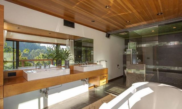 Rumah Aktris Black Panther Dilengkapi Pemandangan Ngarai