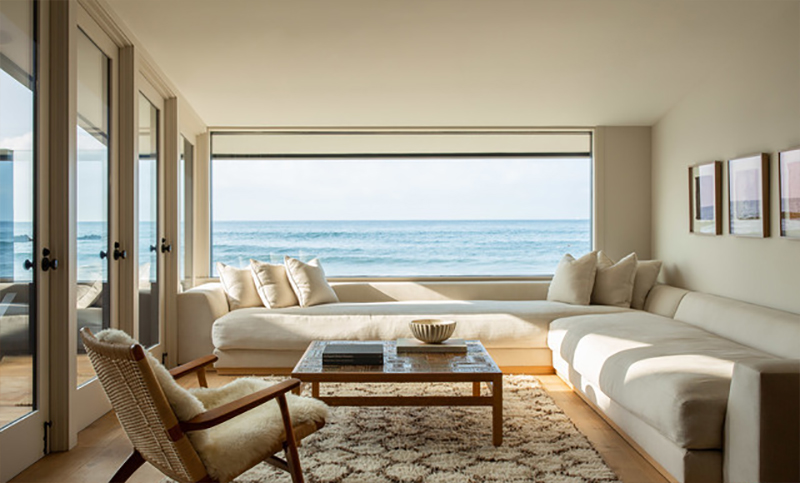 Jason Statham Renovasi Rumah Pantainya di Malibu