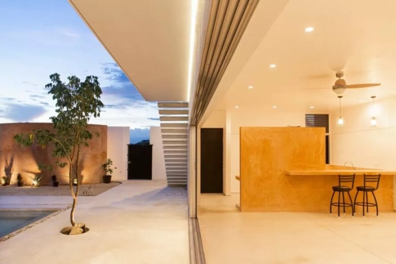 Inspirasi Rumah Berkonsep <i>Indoor-Outdoor</i>