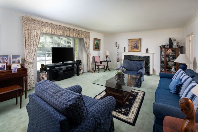 Rumah Mantan Istri Elvis Presley Dijual Rp52 M