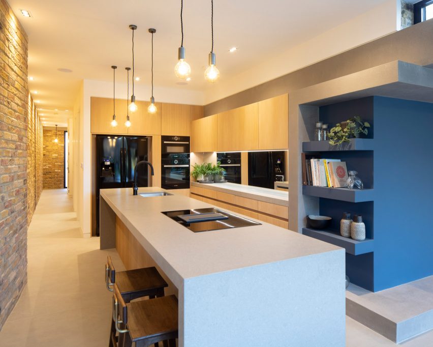 Coach House, Rumah Ramping Bekas Lahan Parkir